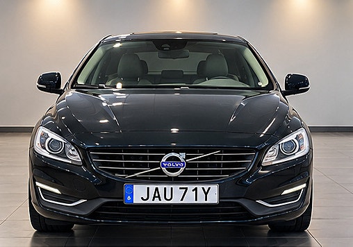 Volvo S60 2 of 15