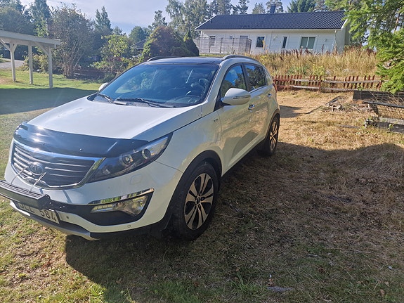 Kia Sportage 2 of 5