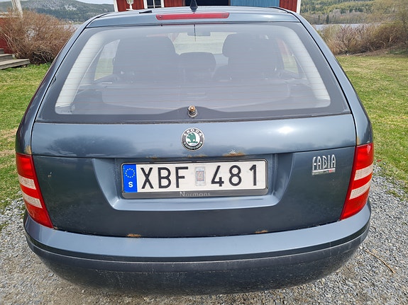 Skoda Fabia 4 of 5