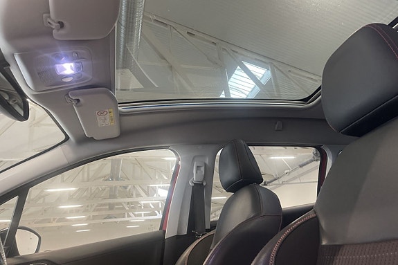 Peugeot 2008 9 of 15