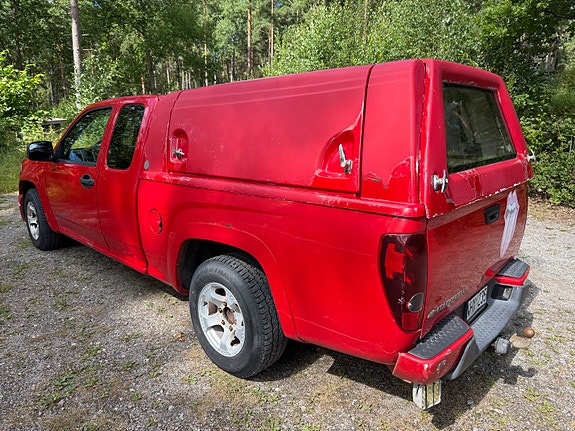 Chevrolet Colorado 2 of 15