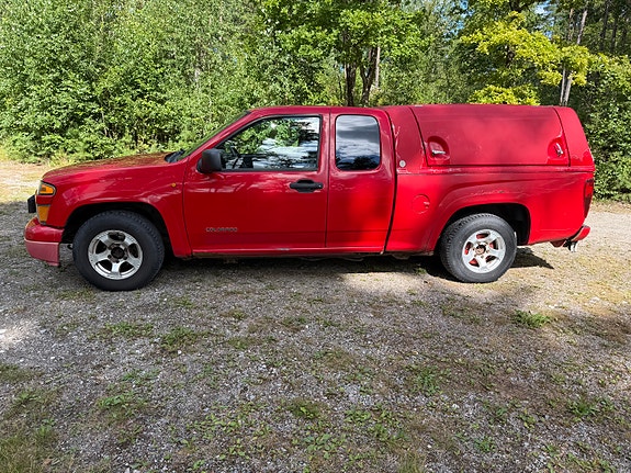 Chevrolet Colorado 3 of 15