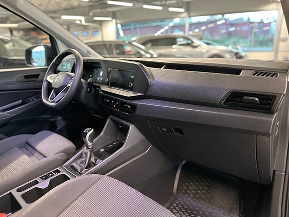 Volkswagen Caddy 15 of 28