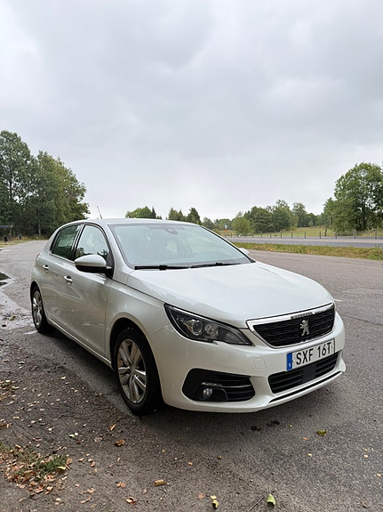 Peugeot 308 15 of 16