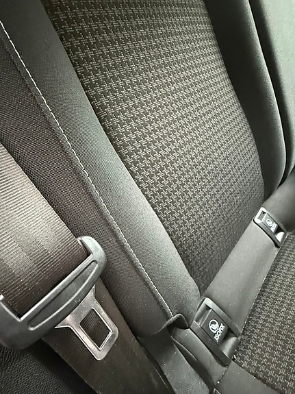 Peugeot 308 14 of 16