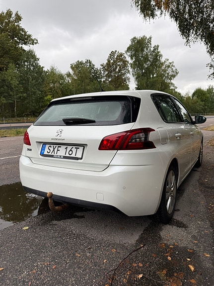 Peugeot 308 5 of 16