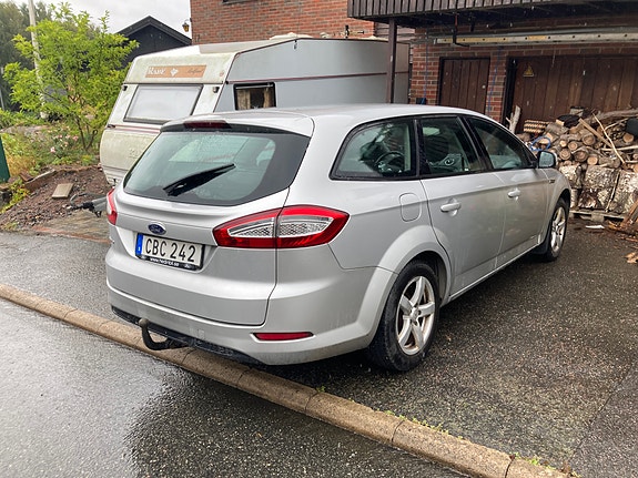 Ford Mondeo 3 of 10