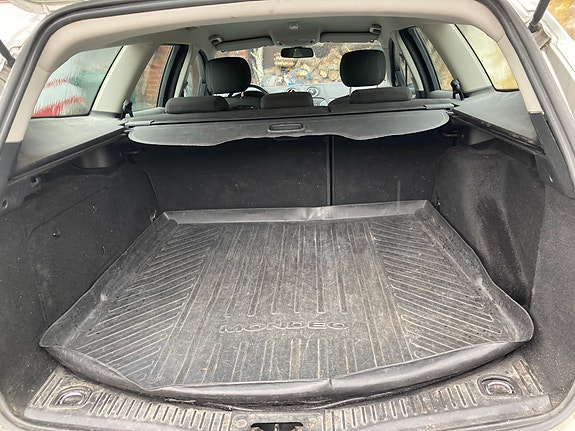 Ford Mondeo 5 of 10