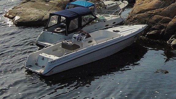 Wellcraft scarab/ hydrotech 32 4 of 4