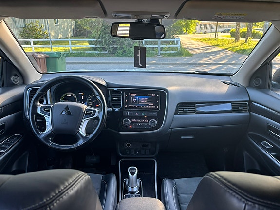 Mitsubishi Outlander 10 of 12