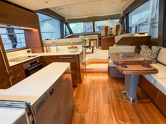 2027 Princess F58 6 of 12
