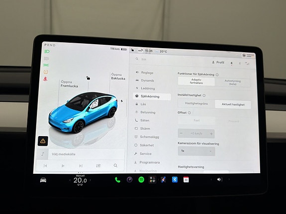 Tesla Model Y 21 of 30