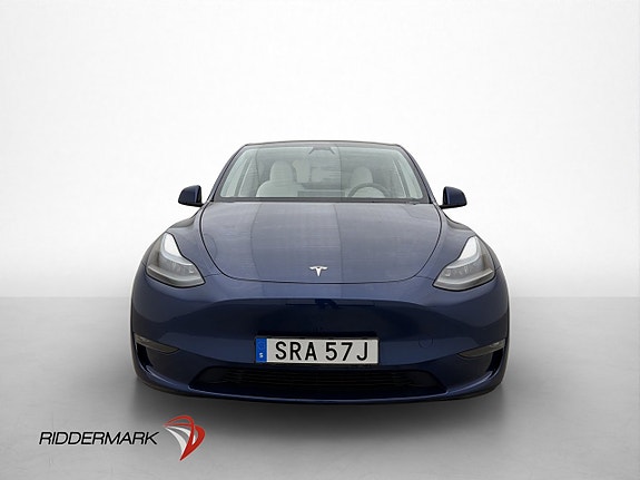Tesla Model Y 3 of 30