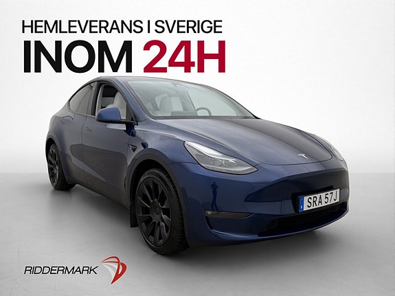Tesla Model Y 4 of 30