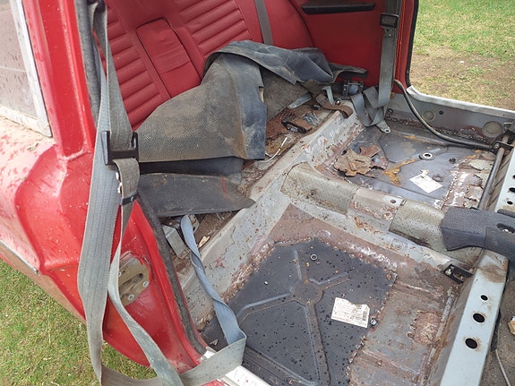 Volvo 142 10 of 15