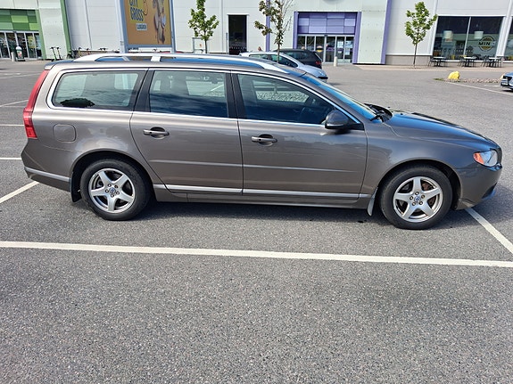 Volvo V70 6 of 6