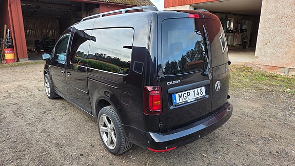 Volkswagen Caddy Maxi 4 of 7