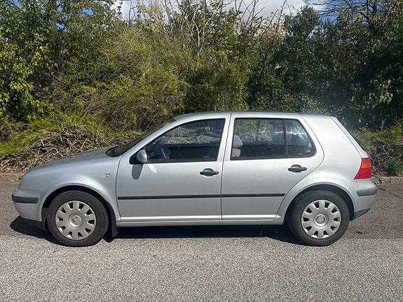 Volkswagen Golf IV 2 of 7