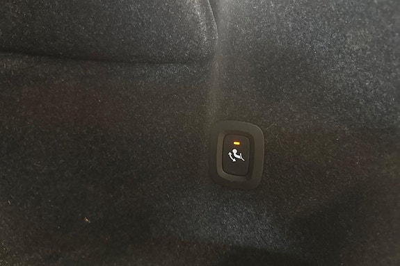 Volvo XC40 28 of 30