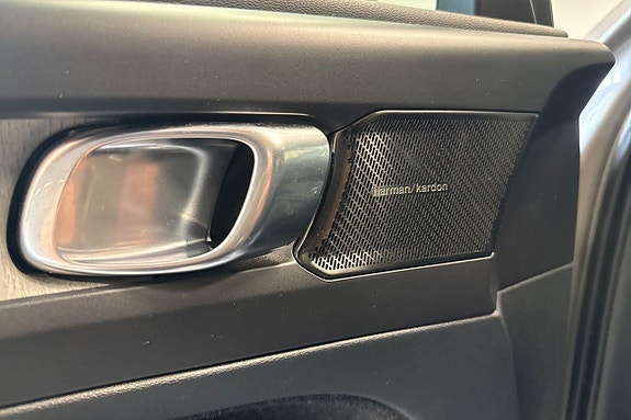 Volvo XC40 22 of 30