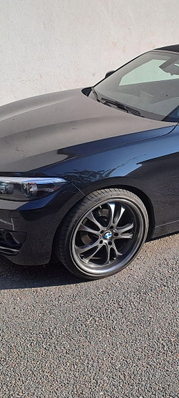 BMW 218d 8 of 8