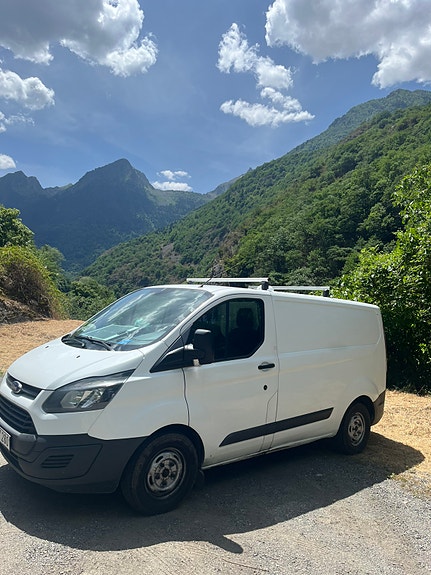 Ford Transit custom - Campervan 2 of 13