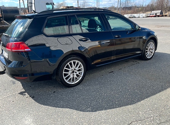 Volkswagen Golf VII 4 of 4