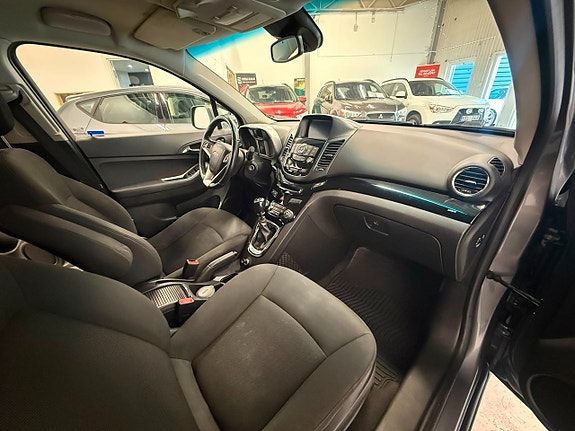 Chevrolet Orlando 8 of 14