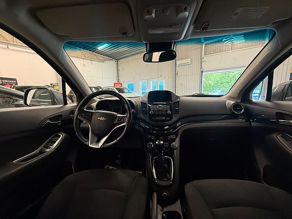 Chevrolet Orlando 11 of 14
