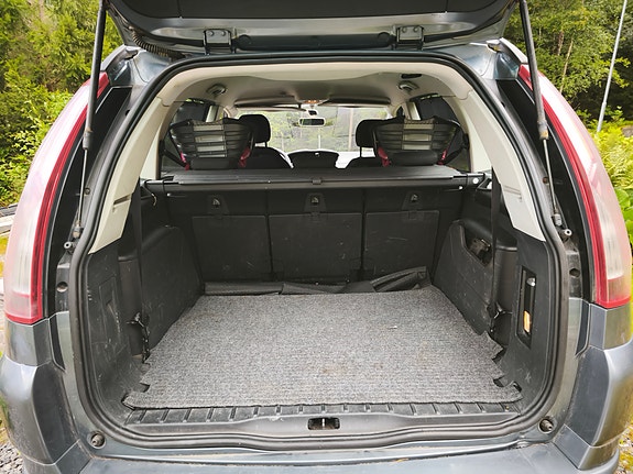 Citroen Grand C4 Picasso 13 of 21