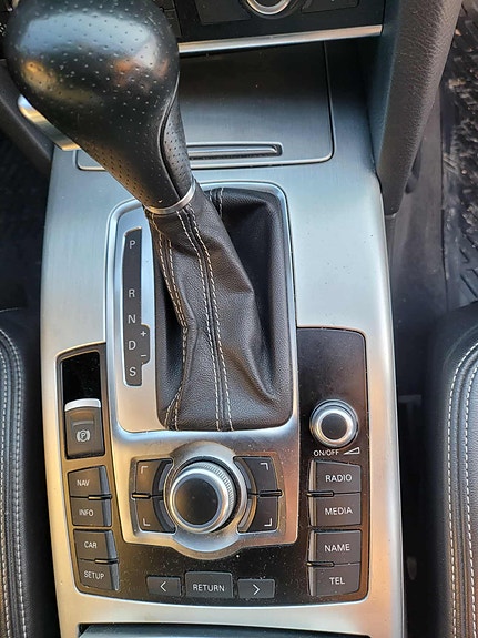 Audi A6 4 of 11