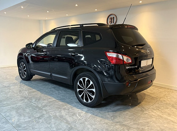 Nissan Qashqai+2 3 of 17