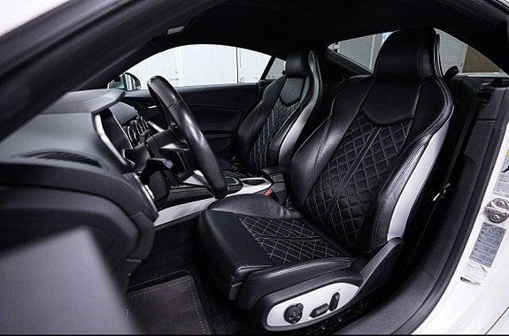 Audi TTS 10 of 14