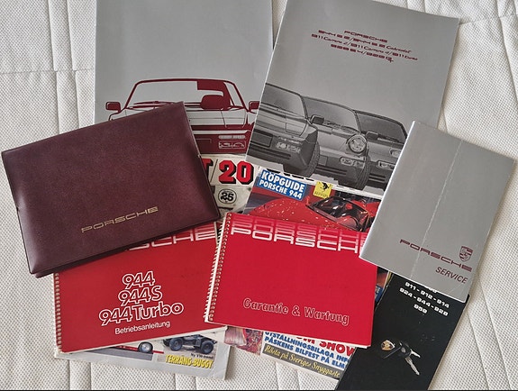 Porsche 944 7 of 7