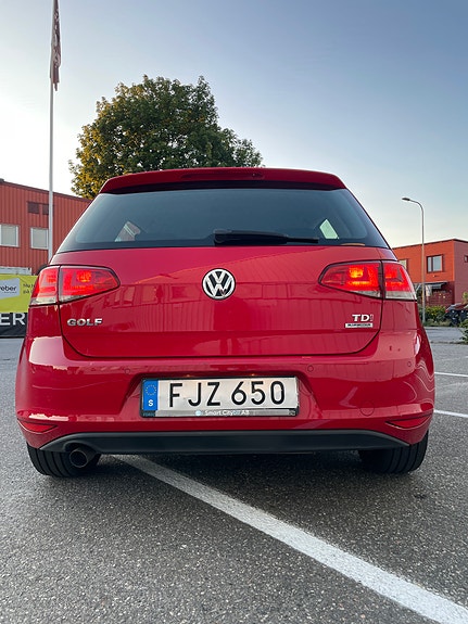 Volkswagen Golf VII 5 of 15