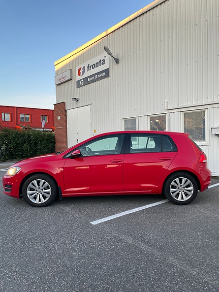 Volkswagen Golf VII 8 of 15