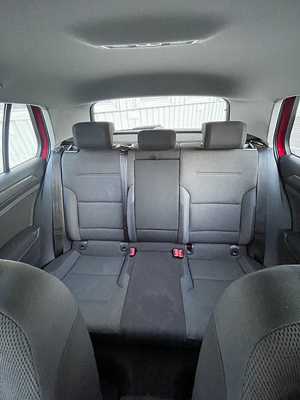 Volkswagen Golf VII 9 of 15
