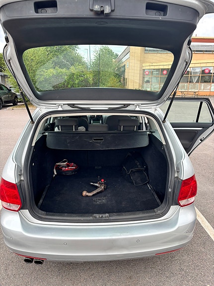 Volkswagen Golf V 7 of 7