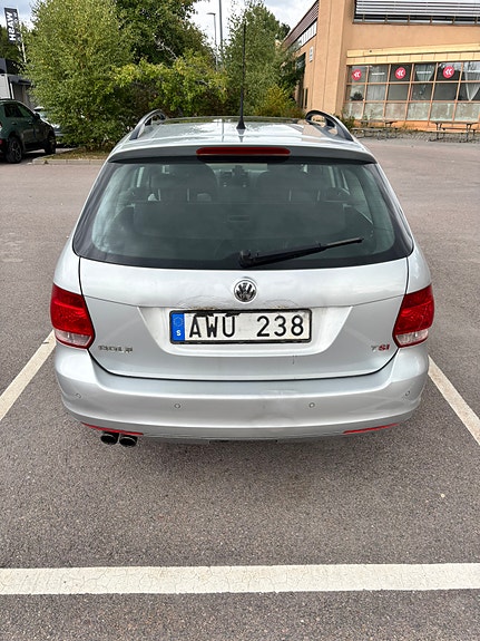 Volkswagen Golf V 4 of 7