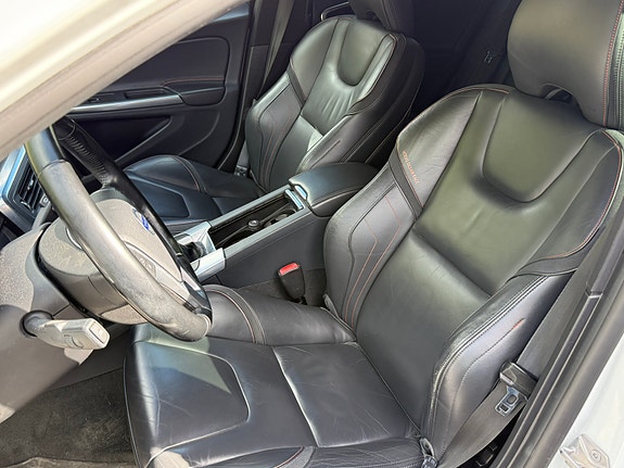 Volvo V60 4 of 10
