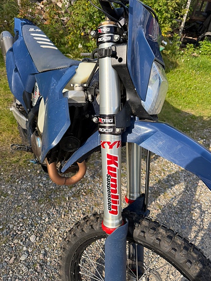 Husqvarna Fe 250 3 of 17
