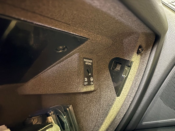 Porsche Macan 26 of 30