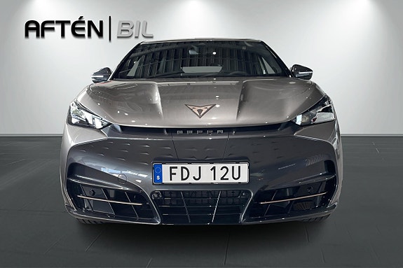 Cupra Tavascan 3 of 26