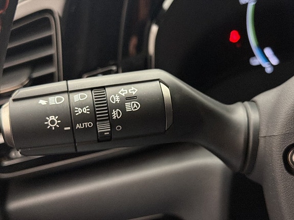 Lexus NX450h+ 14 of 30