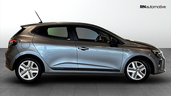 Renault Clio 6 of 24