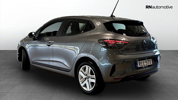 Renault Clio 12 of 24
