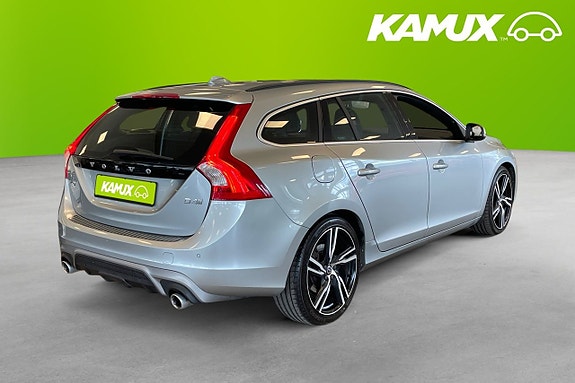 Volvo V60 4 of 26