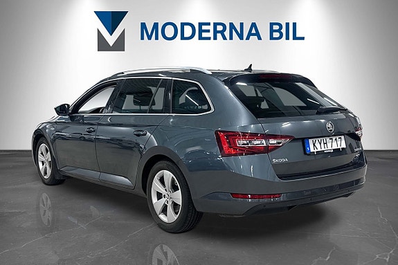 Skoda Superb 4 of 27