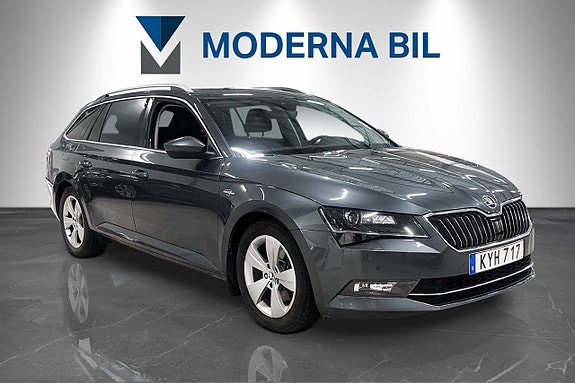 Skoda Superb 8 of 27