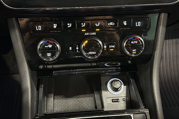 Skoda Superb 16 of 27